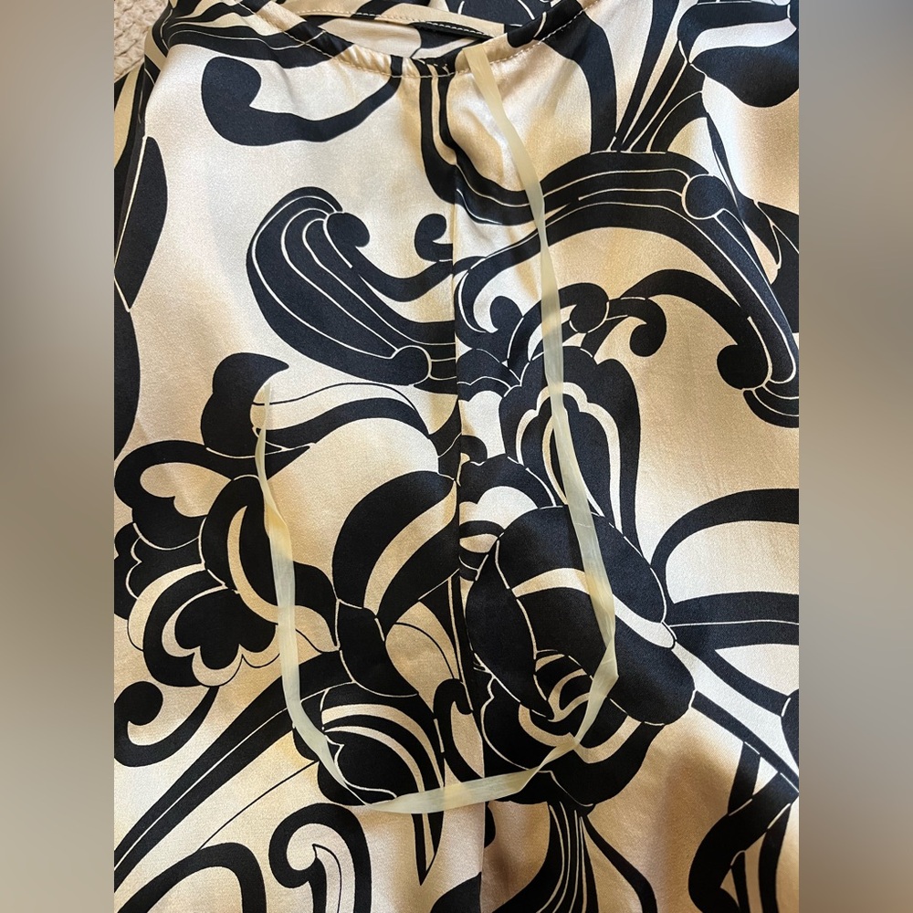 🇨🇦 LAV & KUSH 💯 silk black and ivory floral midi dress with sash neck - Picture 11 of 13